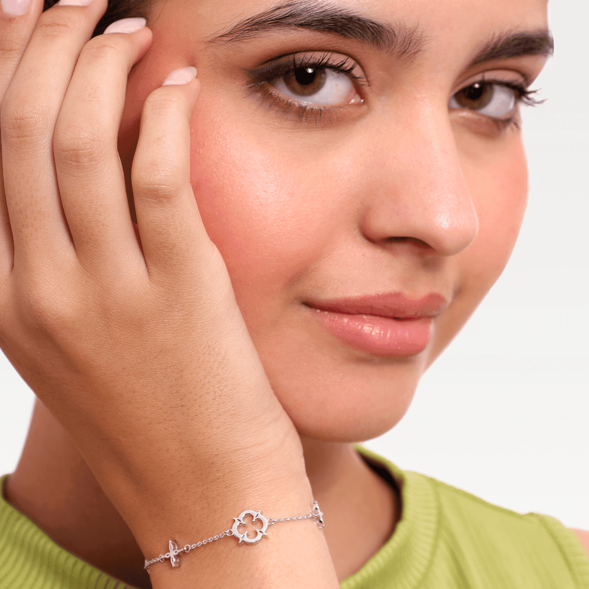Lucky Clover Charm Chain Bracelet