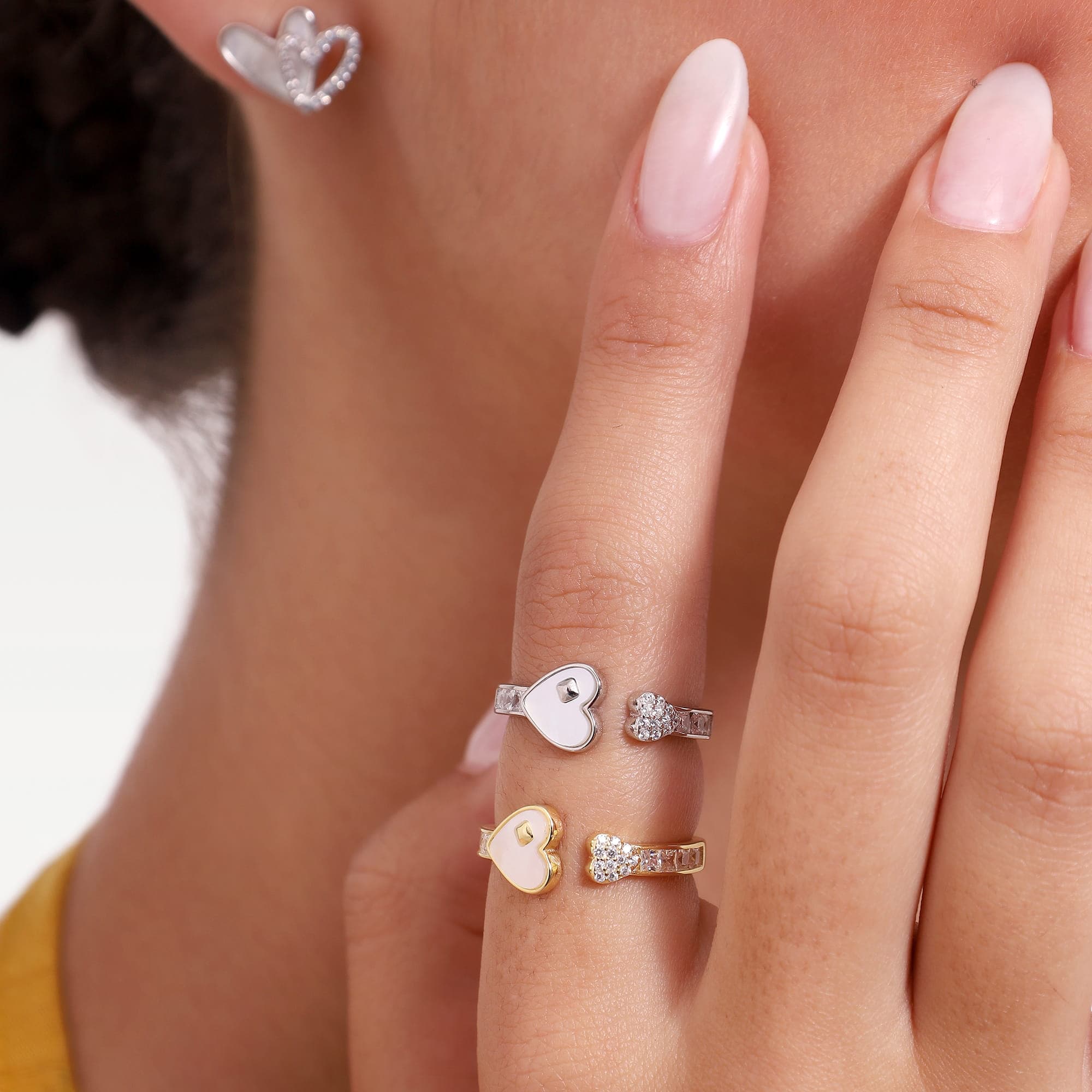 Silver Heart Silhouette Band Ring